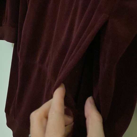 Max Studio Wine Colored Velour Tunic Top with Pockets - Picture 5 of 8